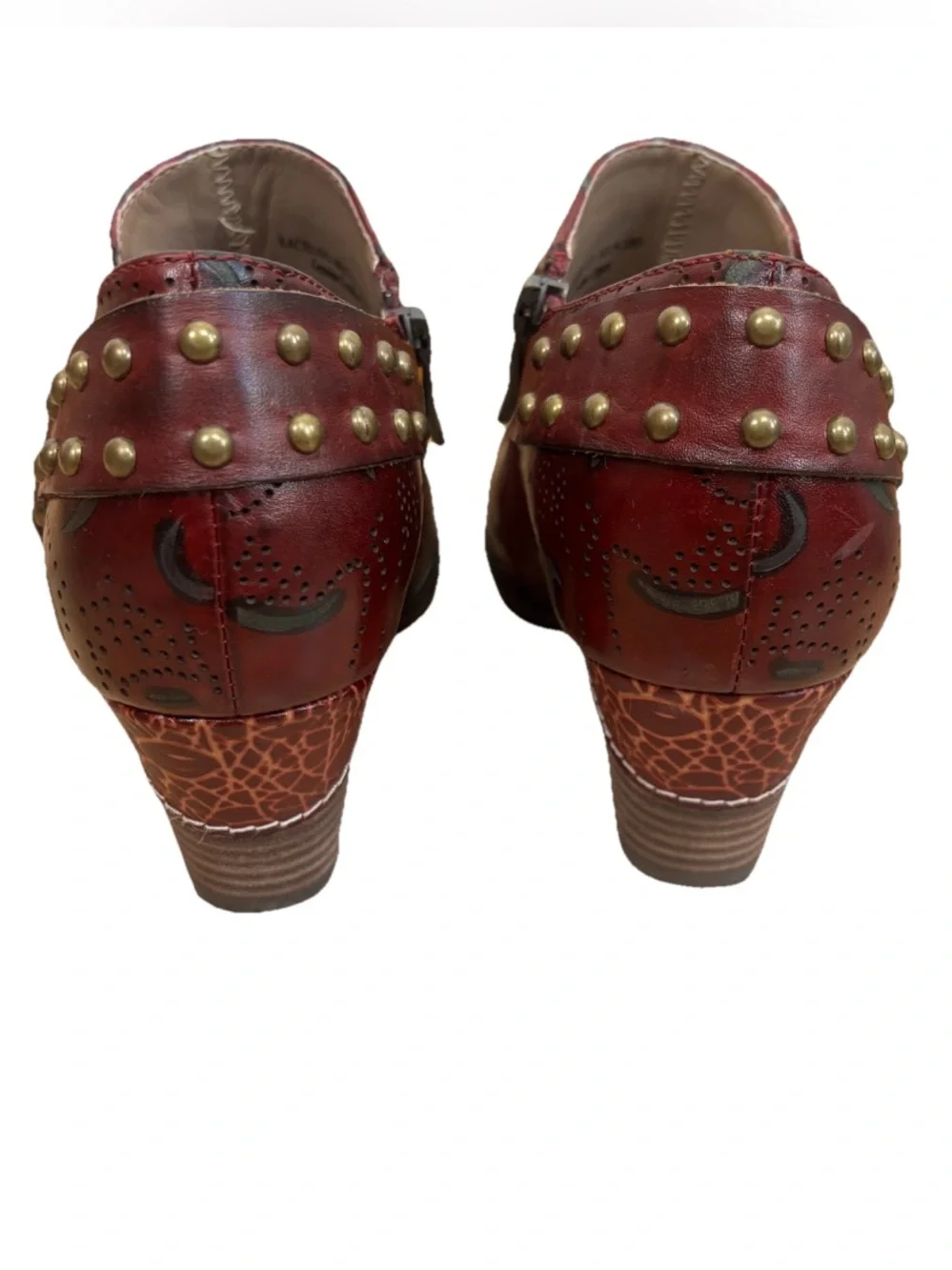L'Artiste Spring Step Kacielou Booties Women’s Size 37 IS 6.5-7 Burgundy Studded